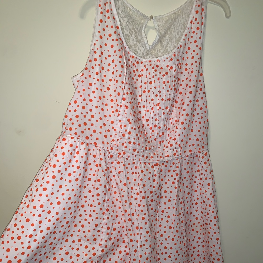 White and orange Polka Dot dress 🧡